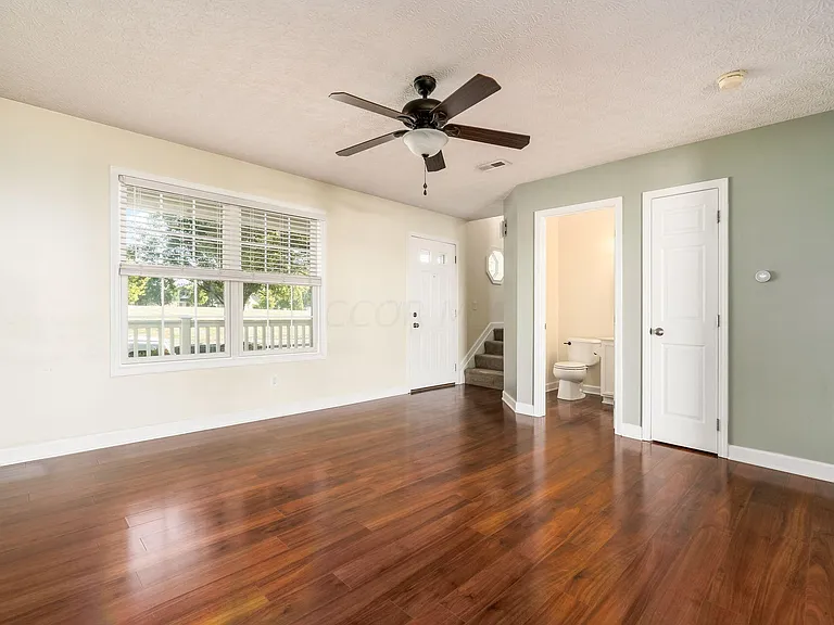 1383 Pansy St #200 — Photo 5