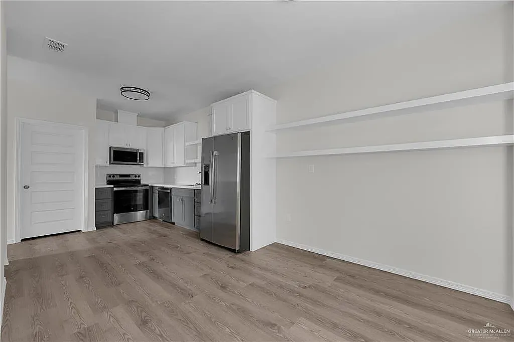 3421 S Kerala Ave — Photo 4