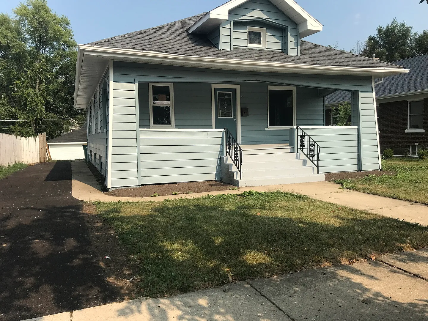 114 Seeser St photo 1