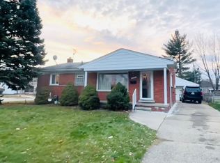 21711 Hill St, Warren, MI