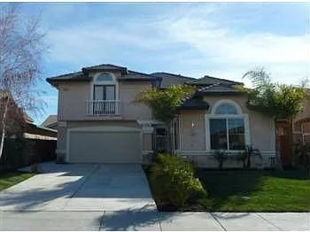 1568 Tamarisk Ln photo 1