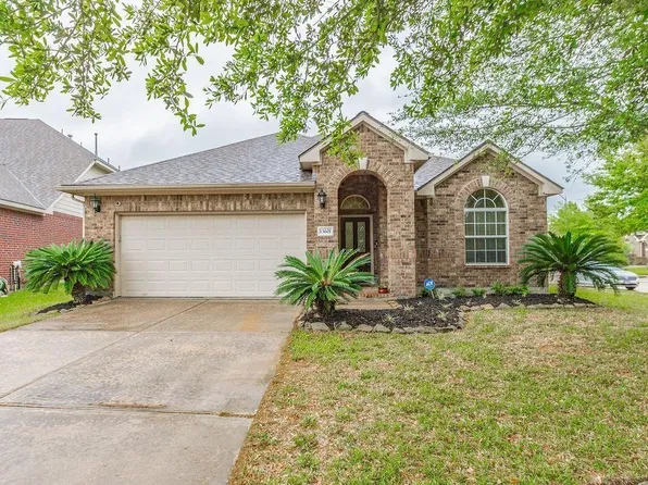 13601 May Pine Ct, Rosharon, TX 77583