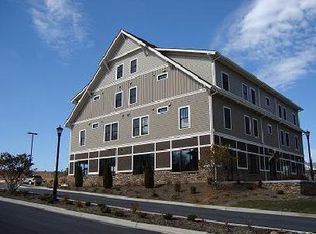 2 Monticello Village Dr #300, Weaverville, NC 28787