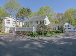 23 N Porchuck Rd, Greenwich, CT 06831