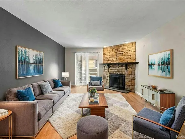 8555 Fairmount Dr, Denver, CO