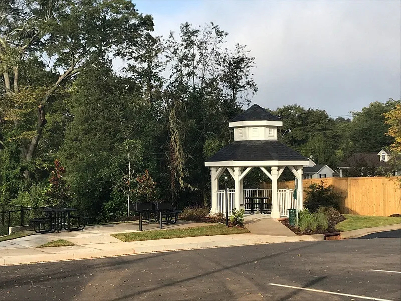 The Ellington — Photo 4