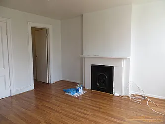 Rented by aptsandlofts.com