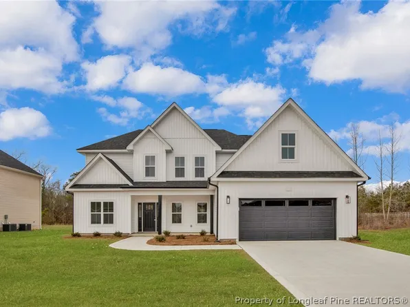 116 Surveyor St, Raeford, NC 28376