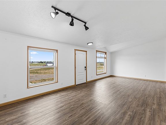 5th image of 770 8th St S