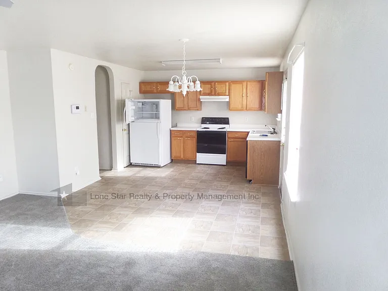 1312 Saddle Dr — Photo 8
