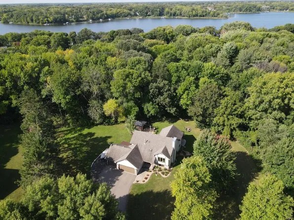 25838 Indian Ave, Chisago City, MN 55013