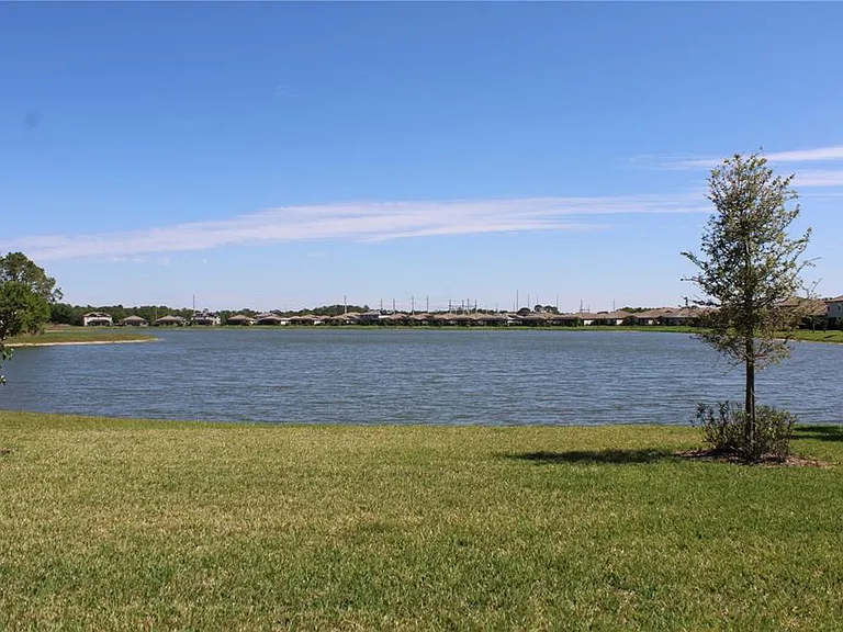 6647 Clairborne Ln — Photo 28