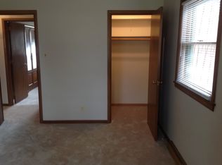 916 Rice Ave SW, Willmar, MN 56201