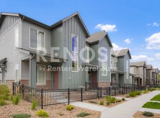 421 Millwall Cir, Castle Pines, CO 80108