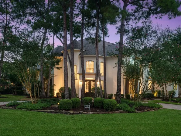 39 N Palmiera Cir, Spring, TX 77382