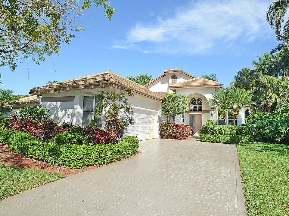 Home For Sale In Broken Sound Country Club