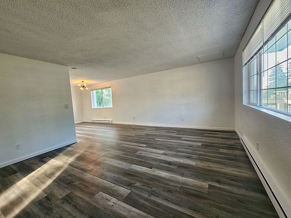 3rd image of 14521 NE 6th Pl #4