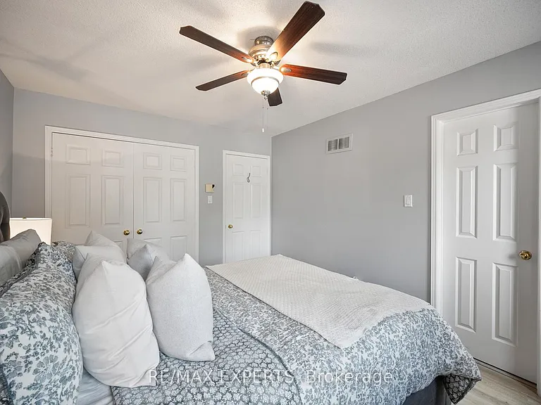 11 Penton Dr — Photo 14