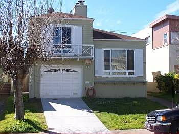 1st image of 11 Fleetwood Dr