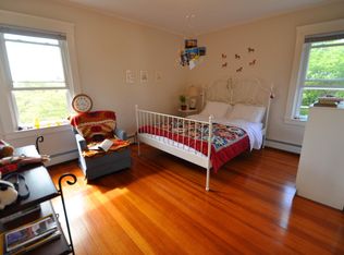 79 Perry St FLOOR 2, Bristol, RI 02809