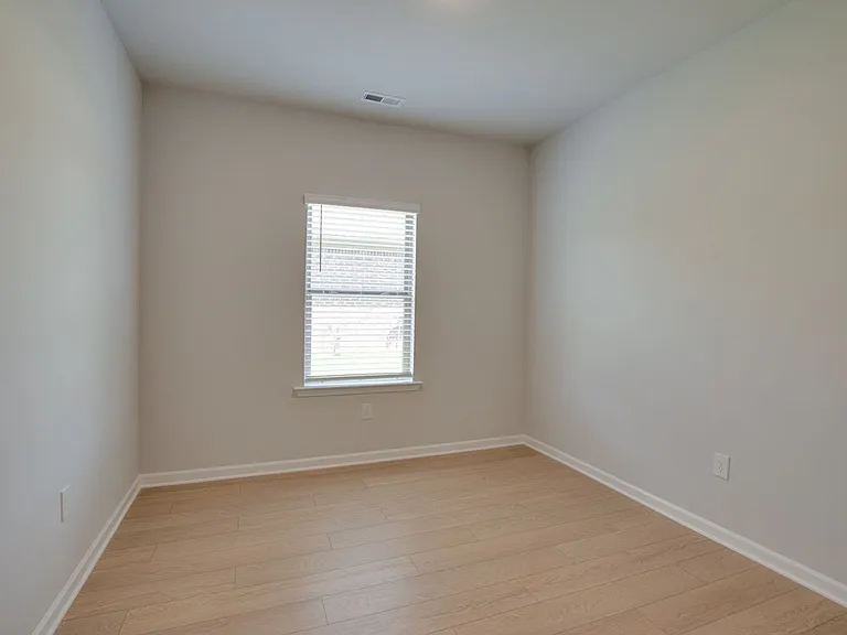 115 Clift Creek Dr — Photo 14
