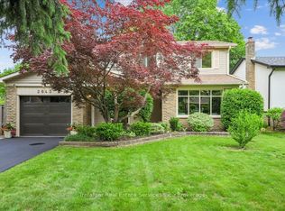 2643 Spruce Needle Dr, Mississauga, ON L5L 1M8