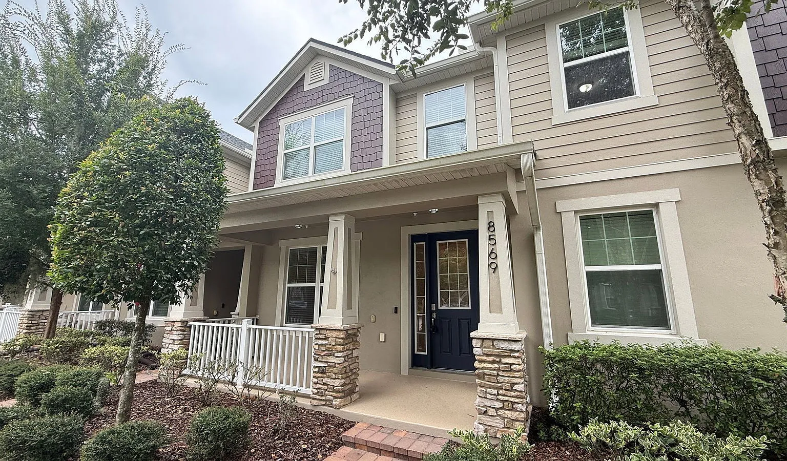 3 bed, 2.5 bath, 1779 sqft, $2,700 — Photo 2
