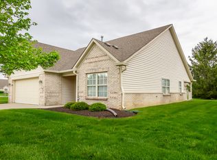 865 Fairfield Dr, Greenfield, IN