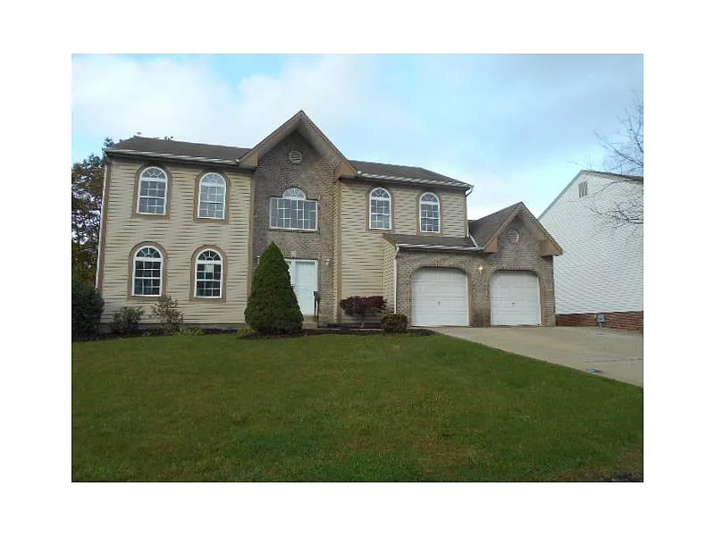 314 Carriage Blvd photo 1