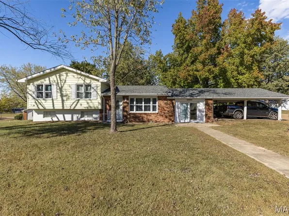 801 Sherwood Dr, Bismarck, MO 63624