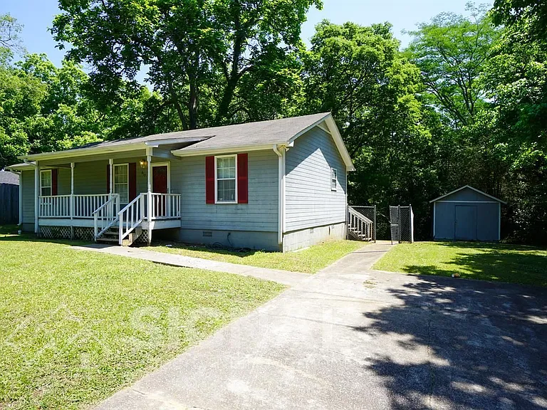 617 Ozark Ct — Photo 2
