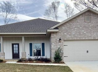411 Broadleaf Cir, Cantonment, FL 32533