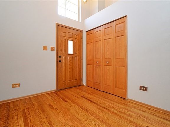 3rd image of 5309 Pine Trails Cir