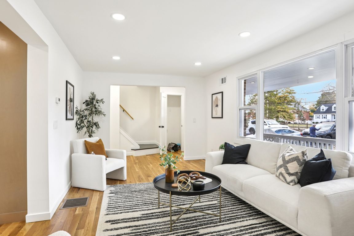 next background image