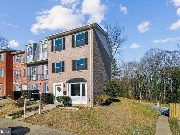 3258 Birchdale Sq, Woodbridge, VA 22193