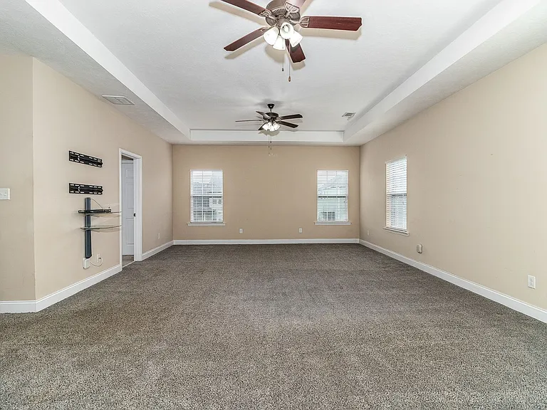 509 Hardwick Ct — Photo 14