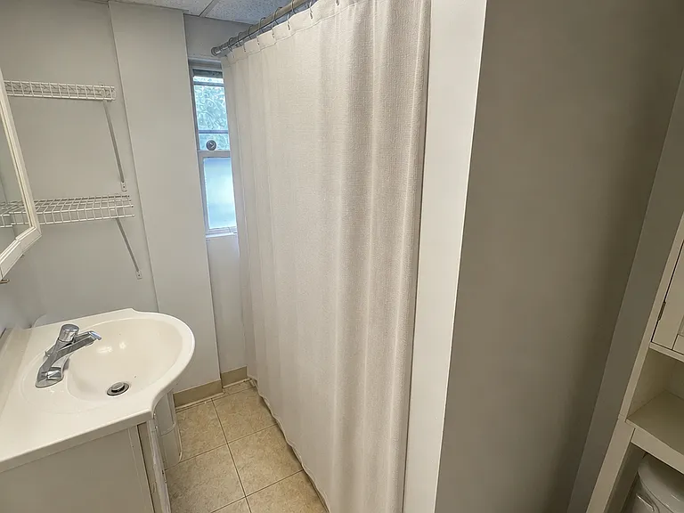 331 Daniel Webster Hwy #4 — Photo 4