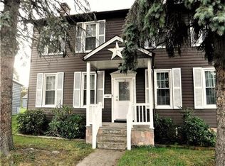 143 N Diamond St, Mount Pleasant, PA 15666