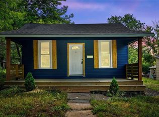 306 N Campbell St, Pleasant Hill, MO 64080