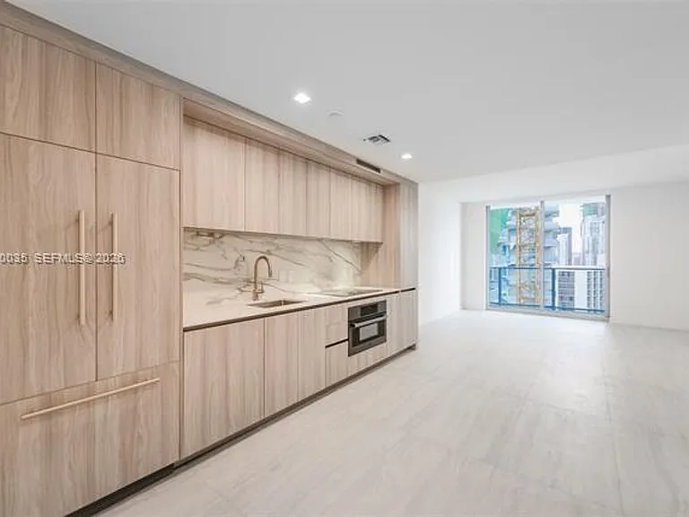 77 SE 5th St #2603 — Photo 2