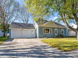 1253 Rockdale St, Green Bay, WI 54304
