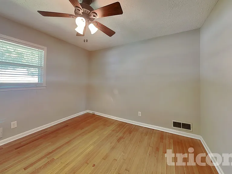 2054 North Rd — Photo 13