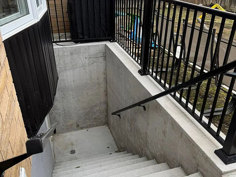 721 Scott Blvd — Photo 3