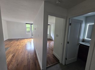 1040 Pacific St #301, Vancouver, BC