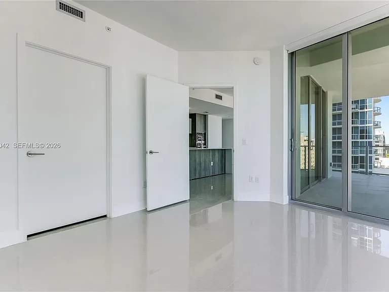 2900 NE 7th Ave #801 — Photo 13