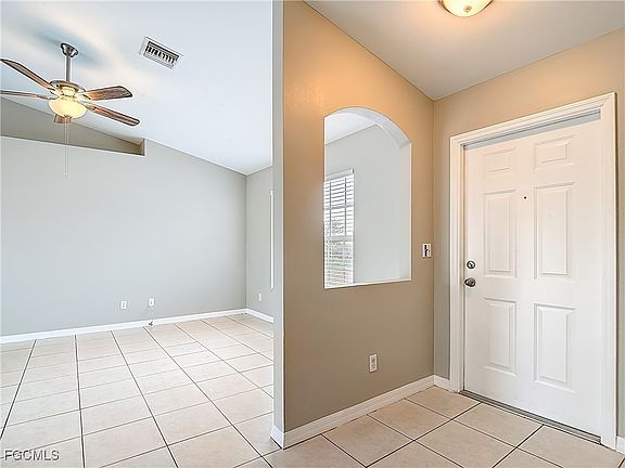 3rd image of 4034 29th St SW