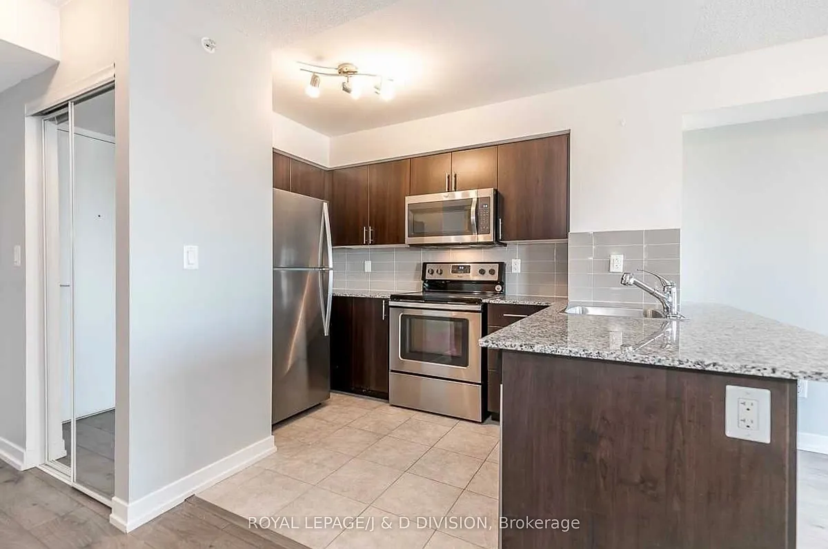 Building Photo - 1420 Dupont St #710