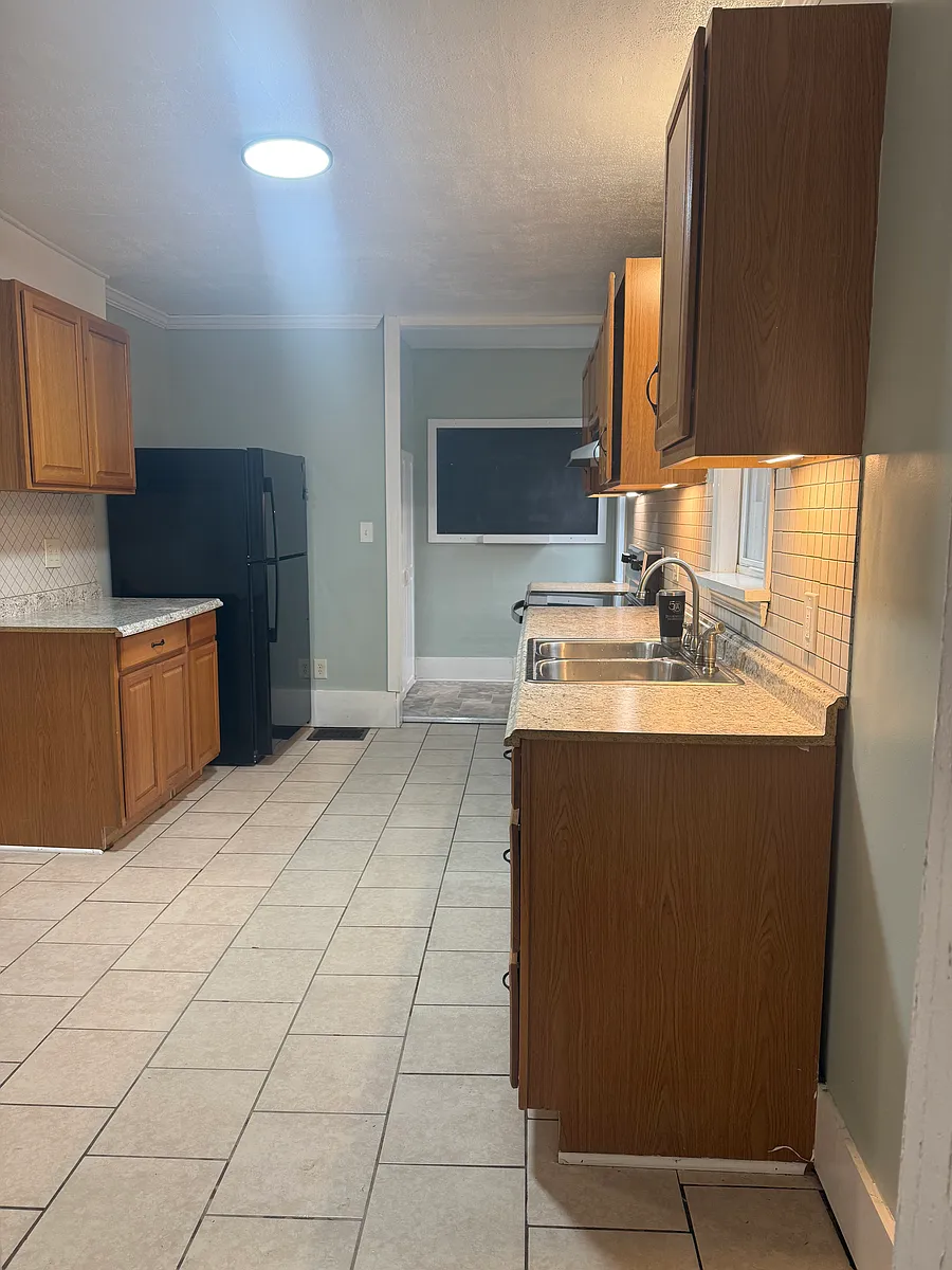 Building Photo - 535 Ridge Rd #533