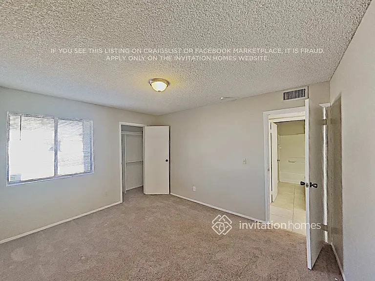 147 W Hillside St — Photo 13