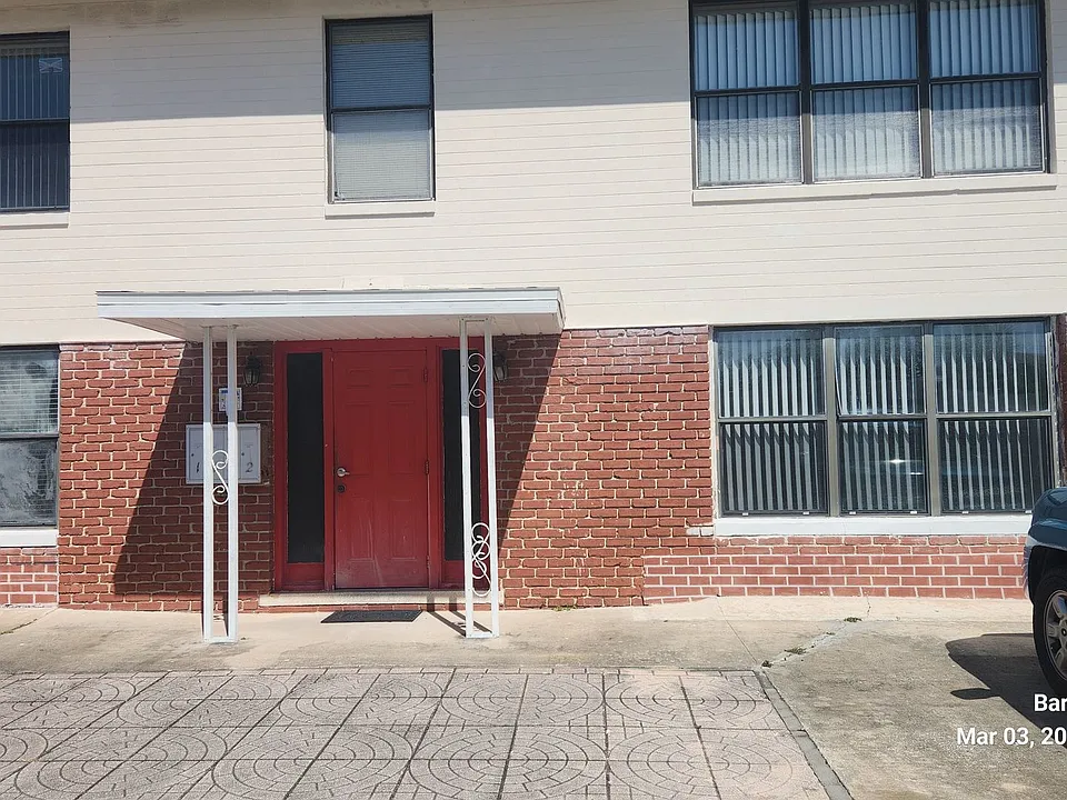 407 Auburn Dr